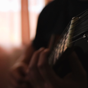 没戴乳罩被同桌c了一节课视频
